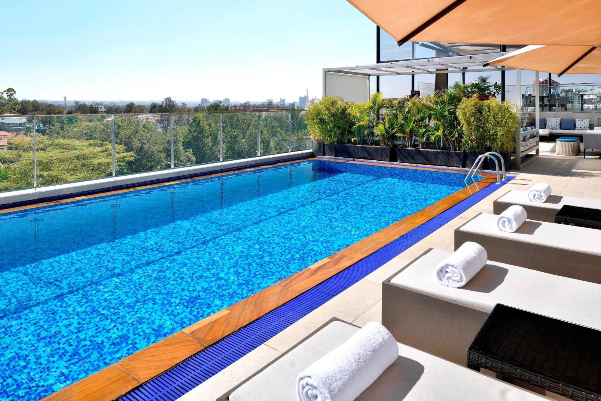 Four Points By Sheraton Nairobi Hurlingham Exteriör bild