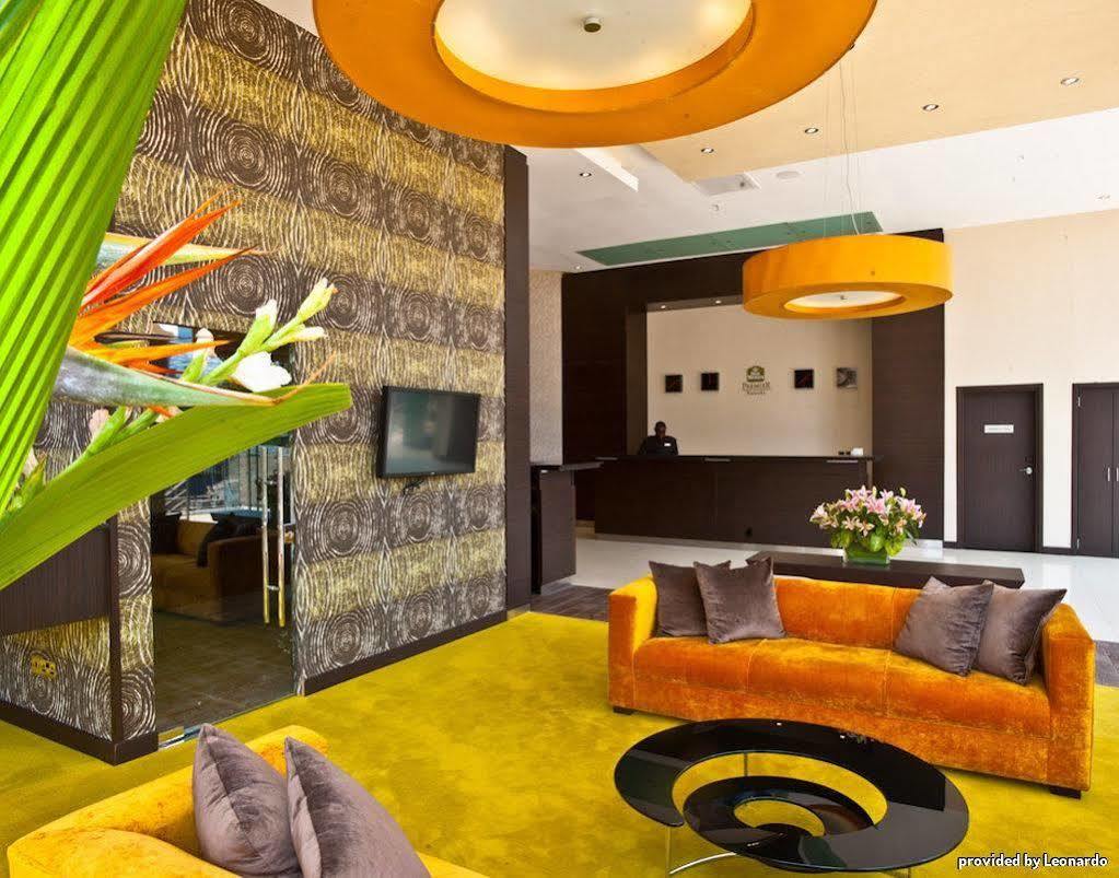 Four Points By Sheraton Nairobi Hurlingham Exteriör bild