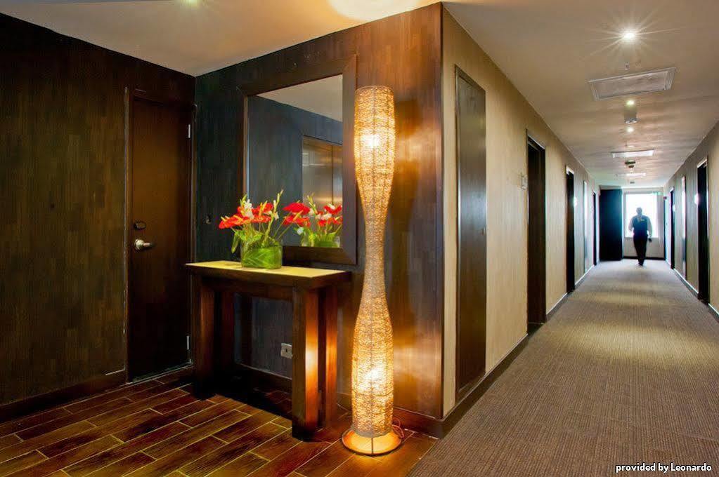 Four Points By Sheraton Nairobi Hurlingham Exteriör bild