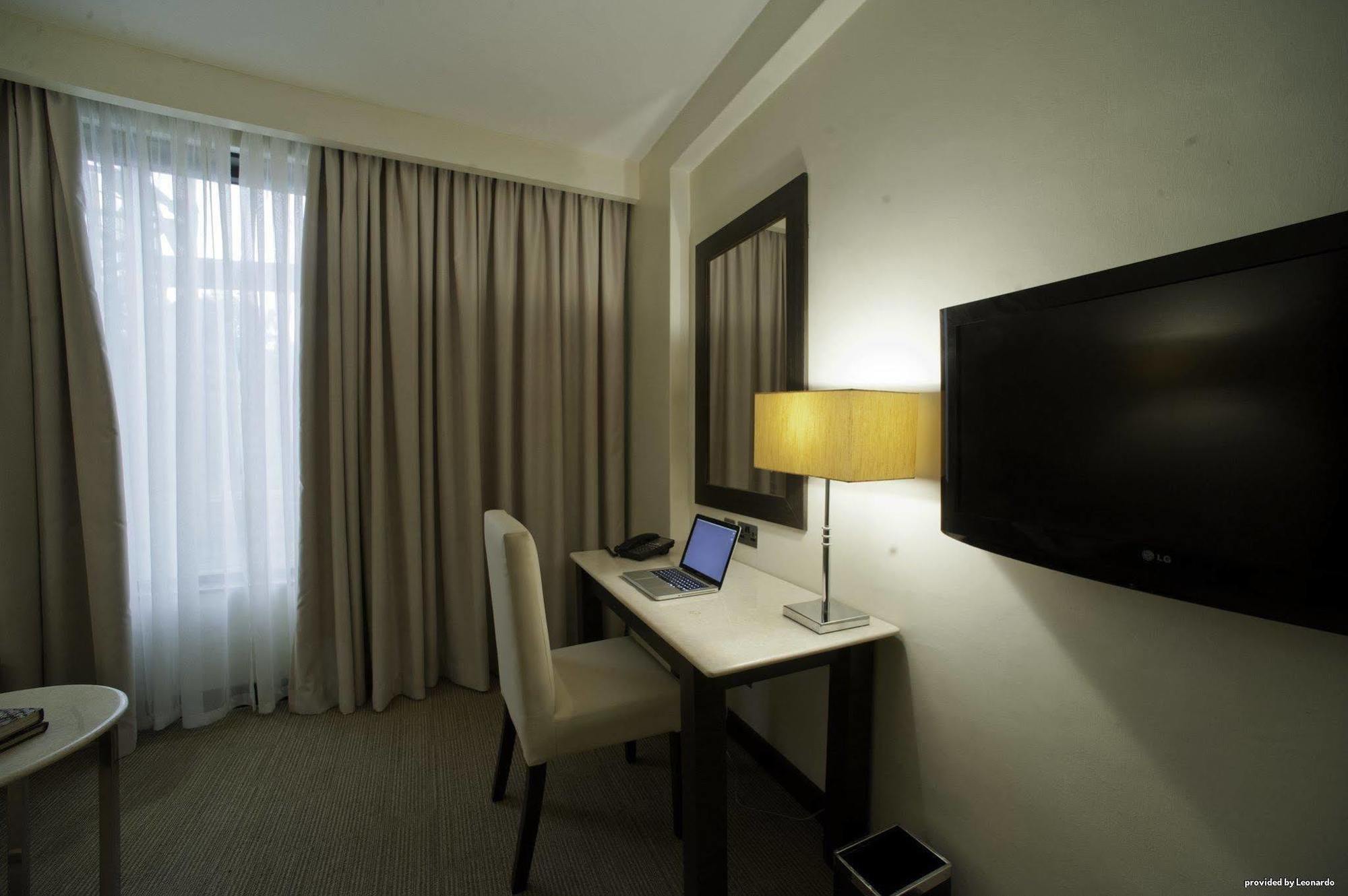 Four Points By Sheraton Nairobi Hurlingham Rum bild